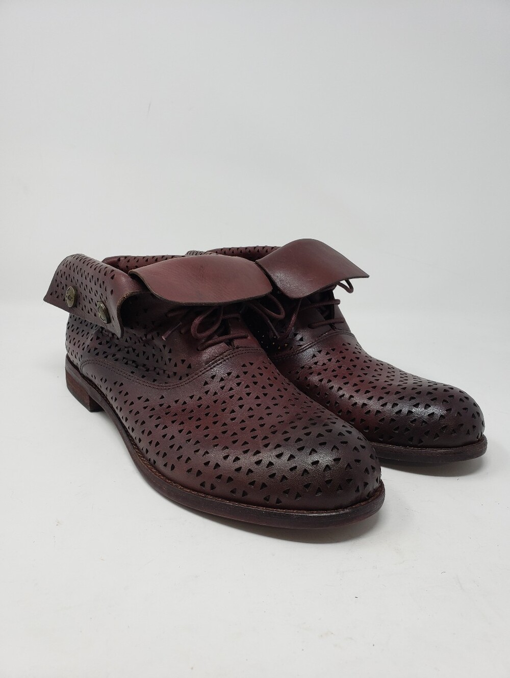 Patricia Nash Sabrina Perforated Lace Up Cuffed Ankle Boots Oxblood Size 10